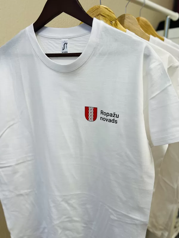 UZŅĒMUMIEM